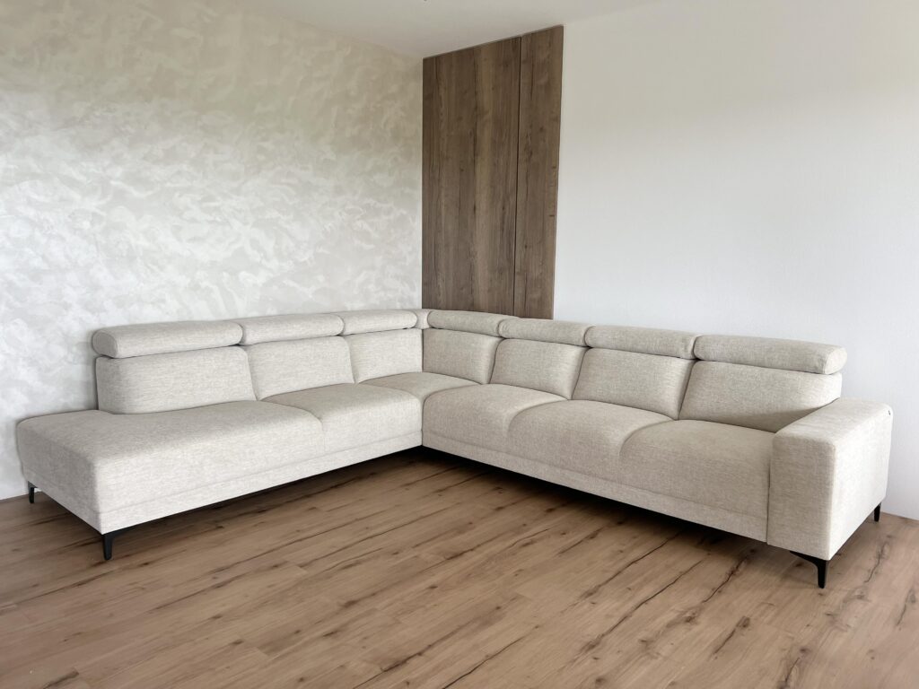 Rohová sedačka so záhlavníkmi Elche