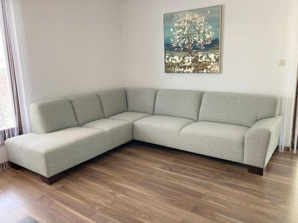 Rohová sedačka pevná